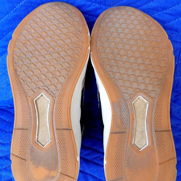 Steve Madden Antonio Gold Sneakers - Size 7 - Picture 6 of 7